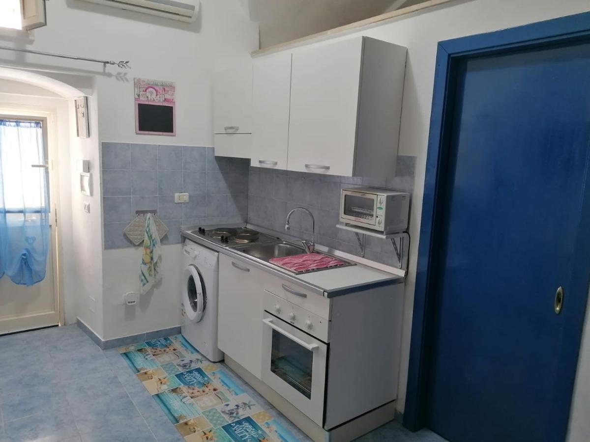 Casa Aurora Centro Storico Apartment เวียสเต ภายนอก รูปภาพ